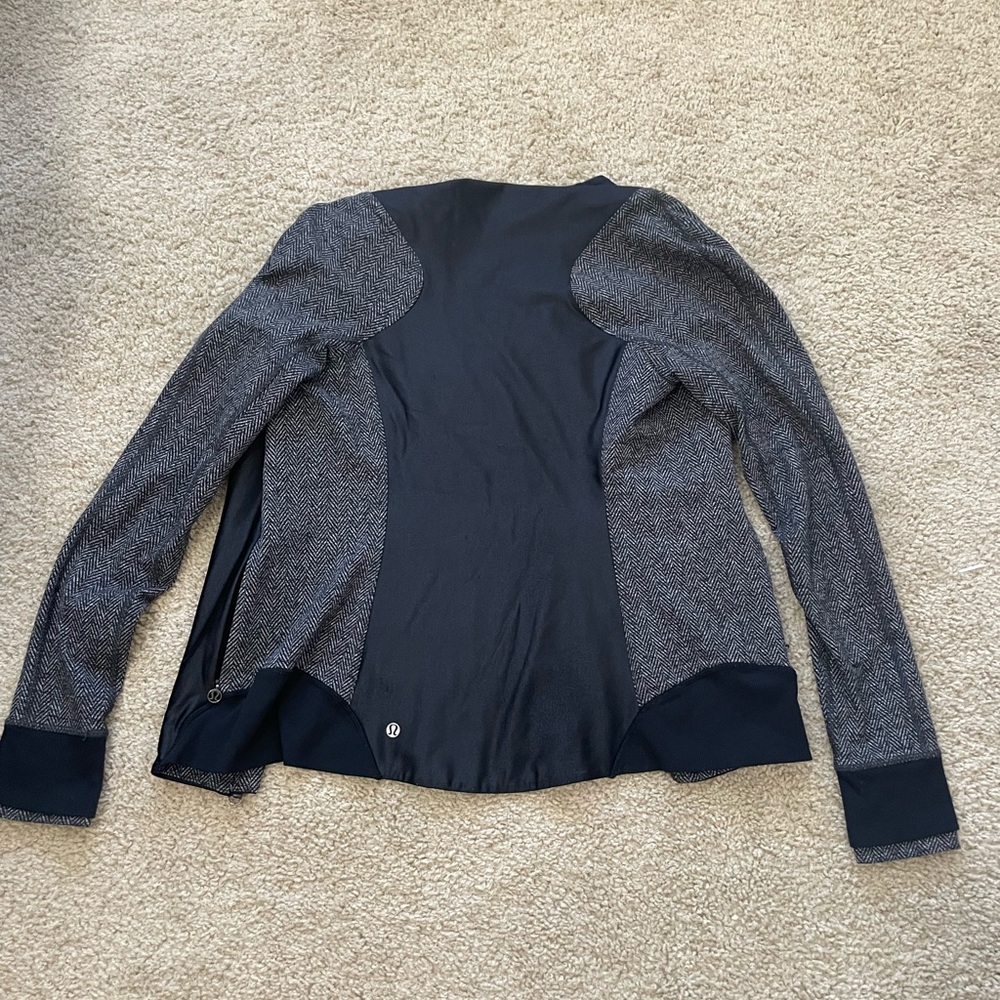 LuluLemon Jacket